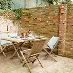 Spacious And Attractive Family Near Amsterdam Overveen
