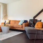 Villa Spacious And Attractive Family Near Amsterdam Overveen
