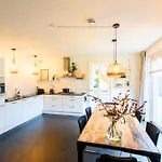 Villa Spacious And Attractive Family Near Amsterdam *