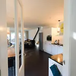 Spacious And Attractive Family Near Amsterdam * Overveen